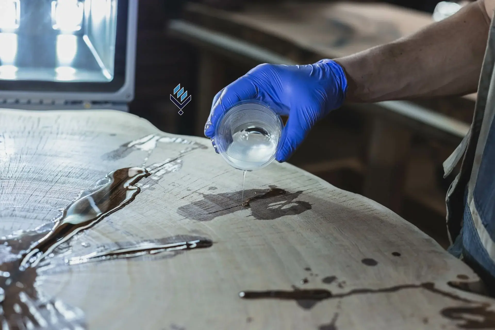 حلال رزین اپوکسی